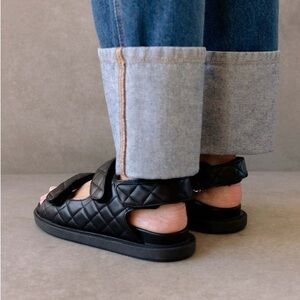 ALOHAS Women’s HOOK LOOP SANDAL‎ - BLACK